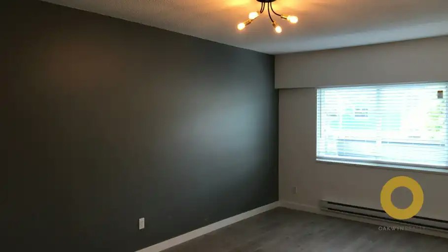 1153 Kingsway, Vancouver, BC, V5V 3C9