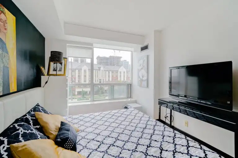 745 New Westminster Drive, Vaughan, ON, L4J 8J9 - 8