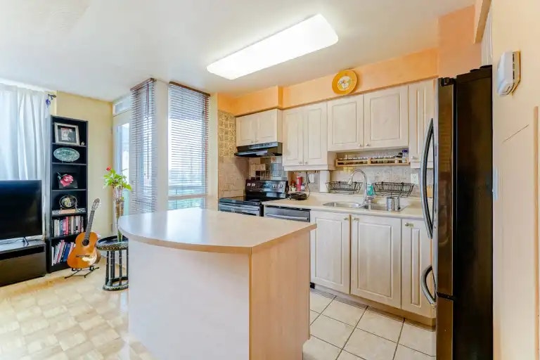745 New Westminster Drive, Vaughan, ON, L4J 8J9 - 5