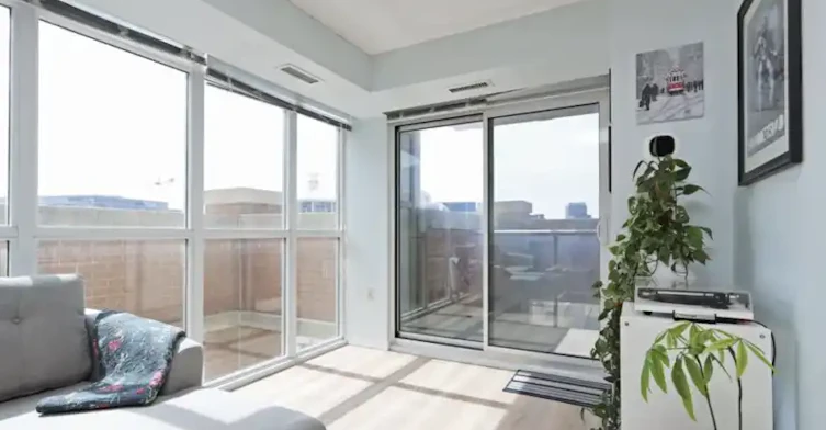 125 Western Battery Road, Toronto, ON, M6K 3R8 - 4