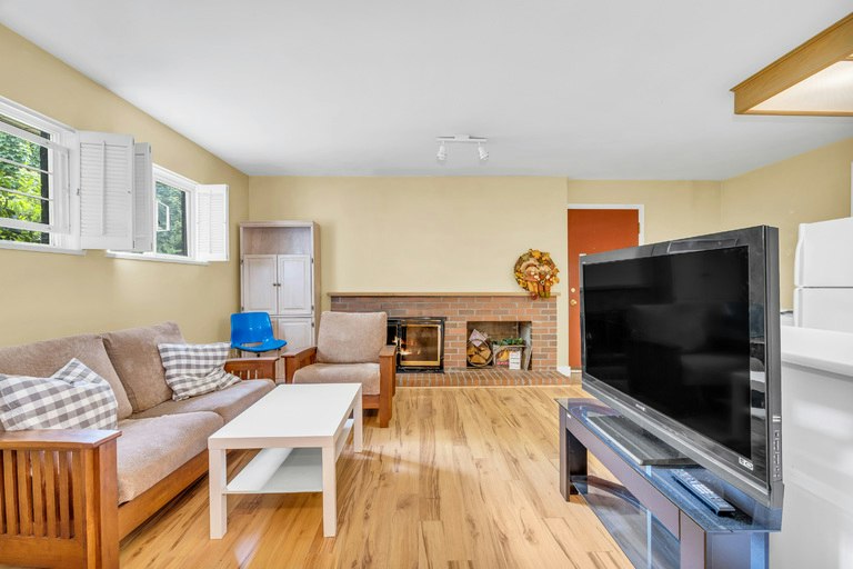 1950 West 36th Avenue, Vancouver, BC, V6M 1K8 - 2