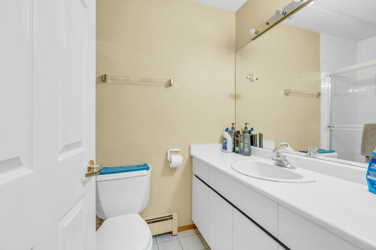 1950 West 36th Avenue, Vancouver, BC, V6M 1K8 - 6
