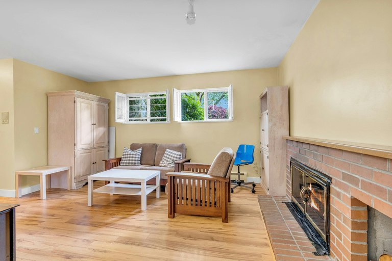 1950 West 36th Avenue, Vancouver, BC, V6M 1K8 - 4