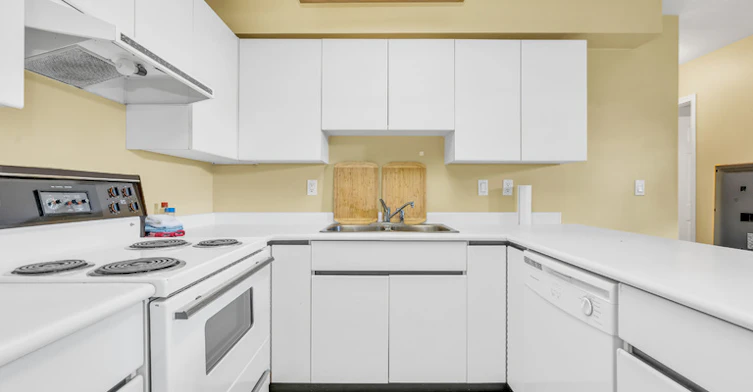 1950 West 36th Avenue, Vancouver, BC, V6M 1K8 - 3