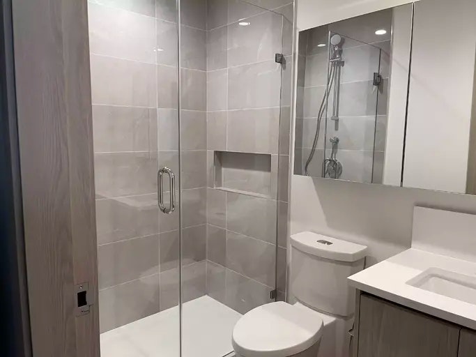 10750 135a Street, Surrey, BC, V3T 0V4 - 11