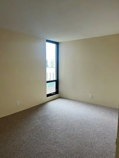 10025 113 Street, Edmonton, AB, T5K 2K8 - 9