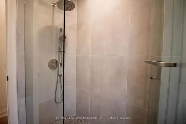 1026 Queen Street East, Toronto, ON, M4M 1K4 - 7