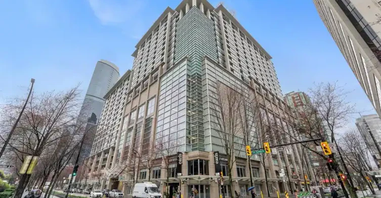 938 Smithe Street, Vancouver, BC, V6Z 3G5