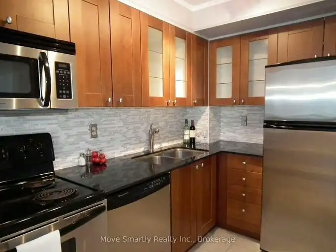40 Scollard Street, Toronto, ON, M5R 3S1 - 3