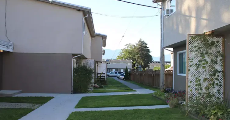 9253 Woodbine Street, Chilliwack, BC, V2P 5S9 - 2
