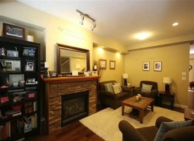 20738 84 Avenue, Langley, BC, V2Y 0J6 - 4