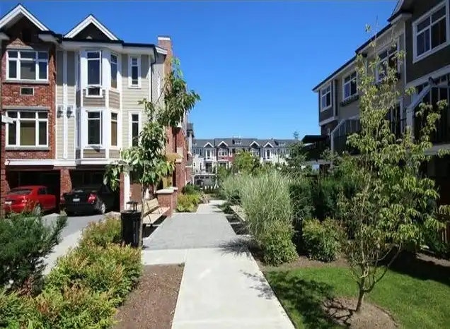 20738 84 Avenue, Langley, BC, V2Y 0J6
