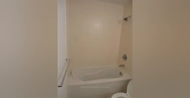 112 George Street, Toronto, ON, M5A 2M5