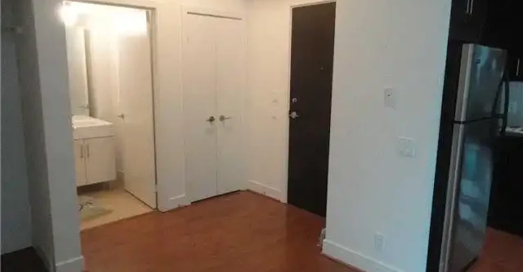112 George Street, Toronto, ON, M5A 2M5 - 7