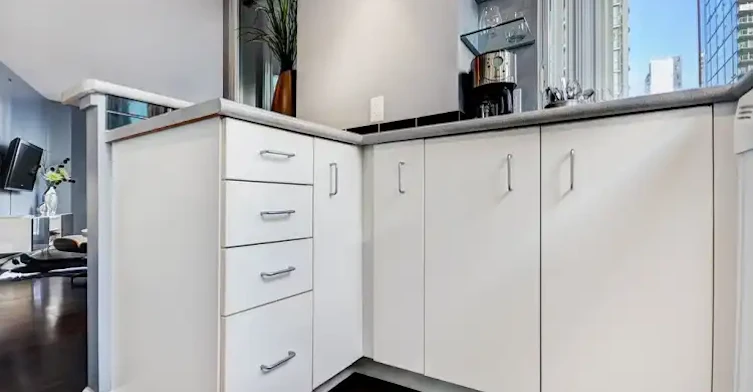 588 Broughton Street, Vancouver, BC, V6G 3E3 - 10