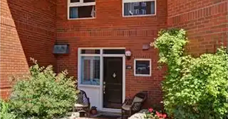 400 Eau Claire Avenue Southwest, Calgary, AB, T2P 3R8 - 2