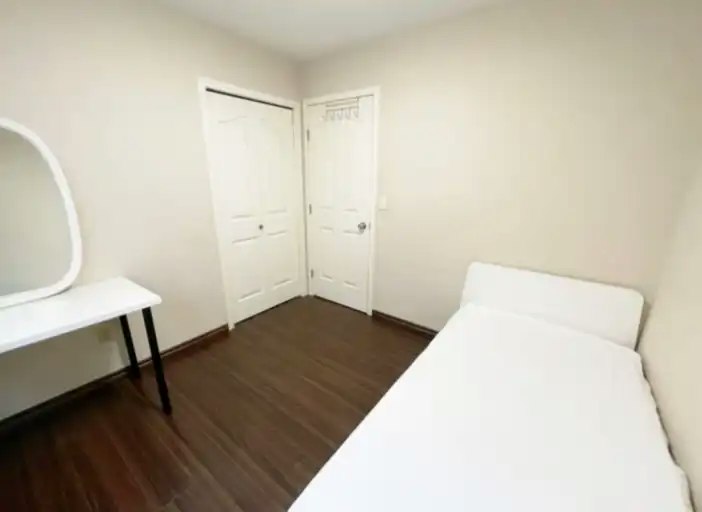 754 West 69th Avenue, Vancouver, BC, V6P 2W3 - 7