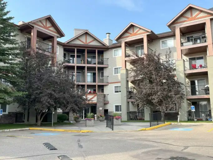 12A Ironside Street, Red Deer, AB, T4R 3R6