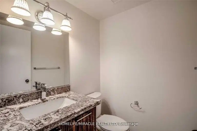 95 Lombard Street, Toronto, ON, M5C 2V3