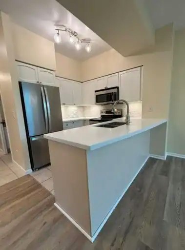 231 Fort York Boulevard, Toronto, ON, M5V 1B2 - 2