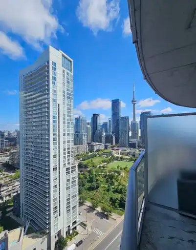 38 Dan Leckie Way, Toronto, ON, M5V 2V6 - 3