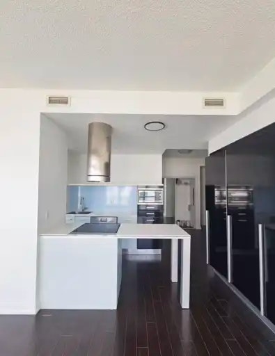 38 Dan Leckie Way, Toronto, ON, M5V 2V6 - 6