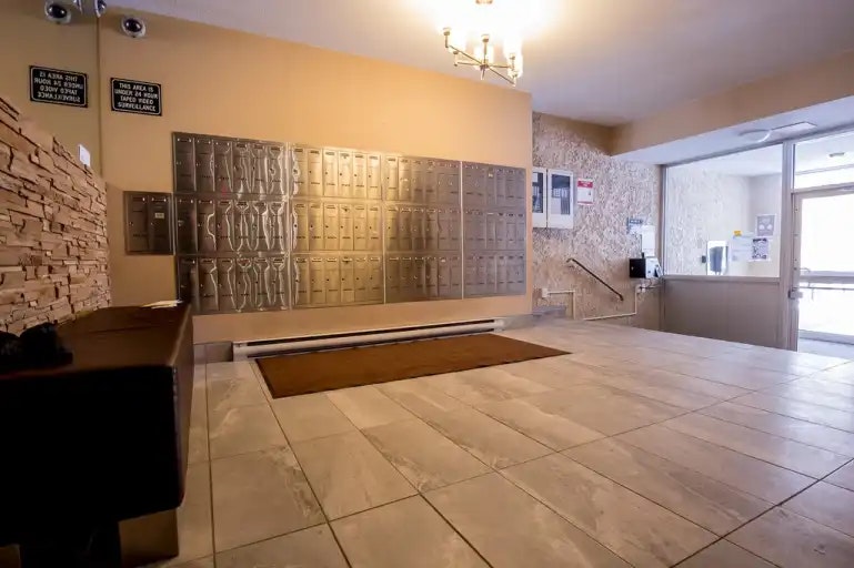 1030 Grant Avenue, Winnipeg, MB, R3M 2A2 - 12