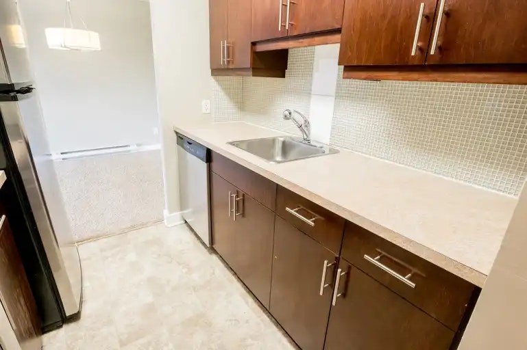 1030 Grant Avenue, Winnipeg, MB, R3M 2A2 - 3