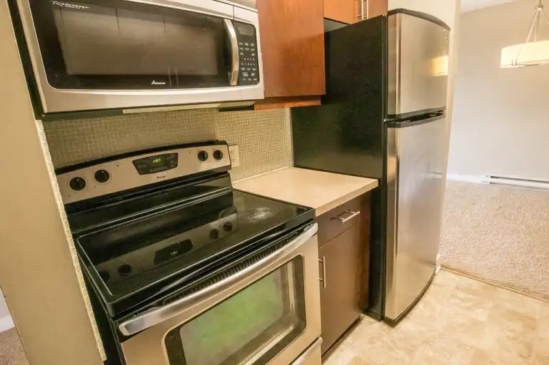 1030 Grant Avenue, Winnipeg, MB, R3M 2A2