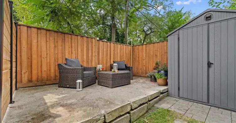 324 Kenilworth Avenue, Toronto, ON, M4L 3S8 - 13