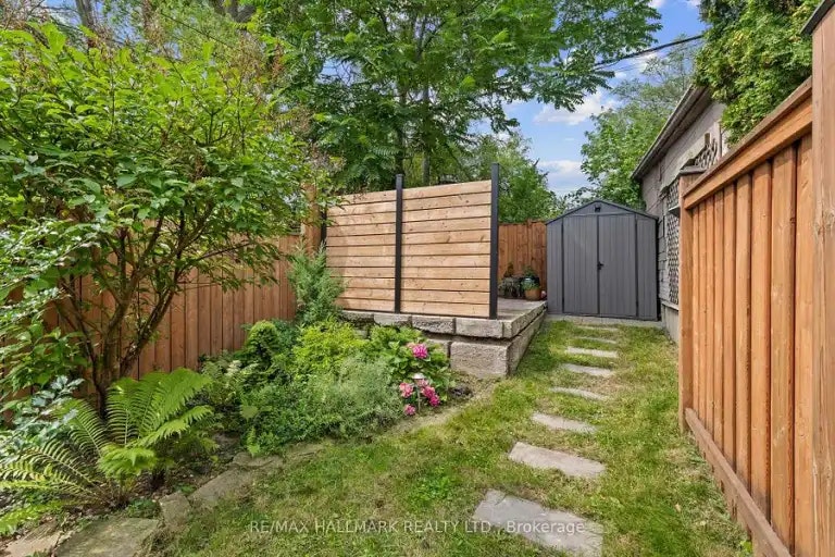 324 Kenilworth Avenue, Toronto, ON, M4L 3S8 - 18