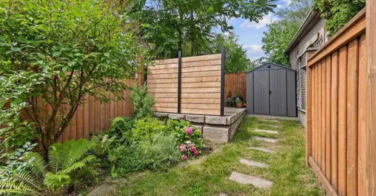 324 Kenilworth Avenue, Toronto, ON, M4L 3S8 - 18