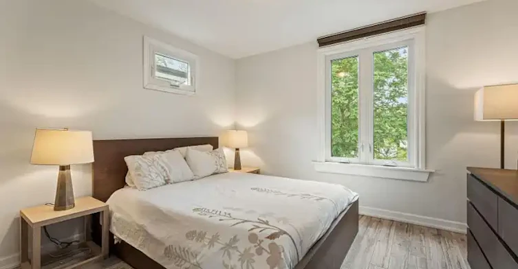 324 Kenilworth Avenue, Toronto, ON, M4L 3S8 - 11
