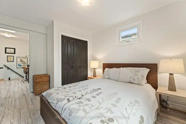 324 Kenilworth Avenue, Toronto, ON, M4L 3S8 - 8