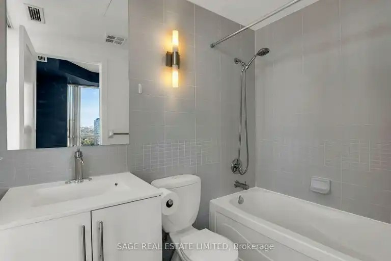 120 Homewood Avenue, Toronto, ON, M4Y 2J3 - 6