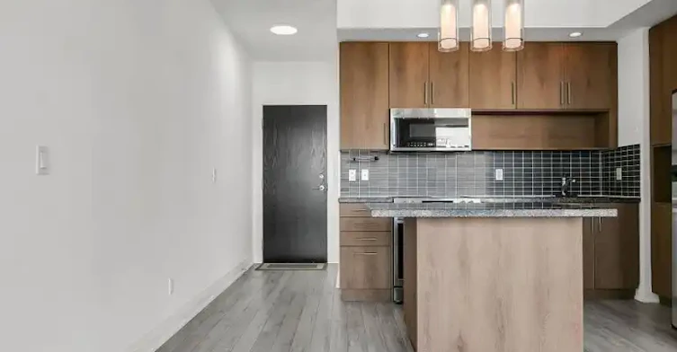 120 Homewood Avenue, Toronto, ON, M4Y 2J3