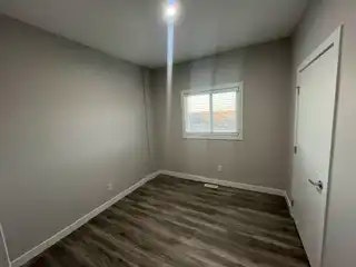 7806 91 Street, Grande Prairie, AB, T8X 0W3 - 16