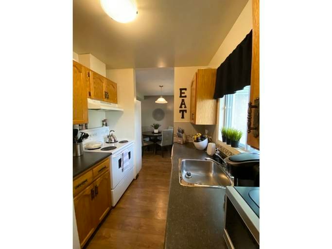 1503 9 Avenue, Cold Lake, AB, T9M 1H1 - 10