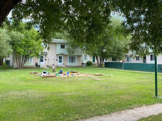 1503 9 Avenue, Cold Lake, AB, T9M 1H1 - 17