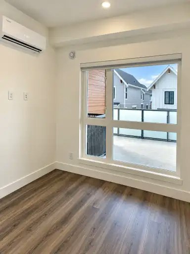 8447 202 Street, Langley, BC, V2Y 4K1 - 4