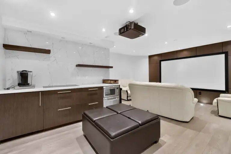 askus Quesnel Drive, Vancouver, BC - 17