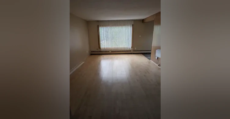 3920 Robinson Street, Regina, SK, S4S 3C8 - 3