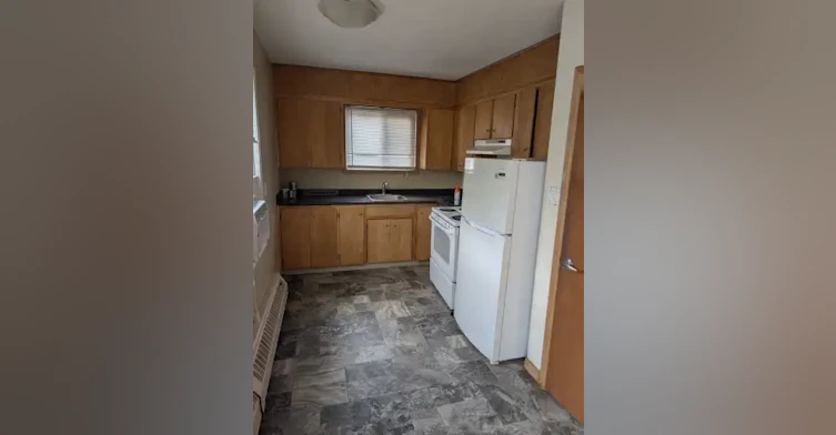 3920 Robinson Street, Regina, SK, S4S 3C8 - 6