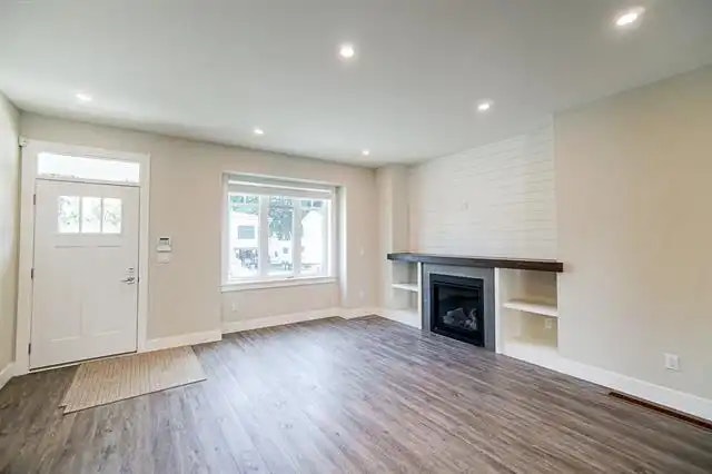 34099 George Ferguson Way, Abbotsford, BC, V2S 0K4 - 3
