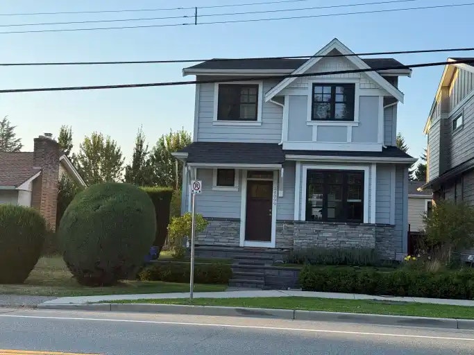 34099 George Ferguson Way, Abbotsford, BC, V2S 0K4