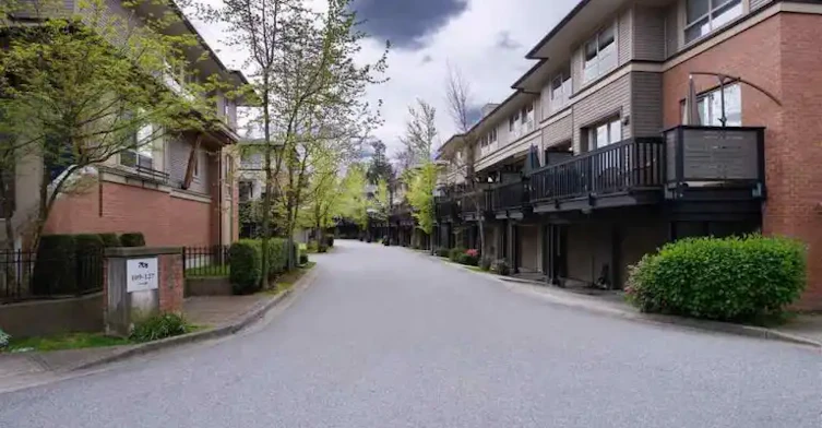 100 Klahanie Drive, Port Moody, BC, V3H 5K7 - 18