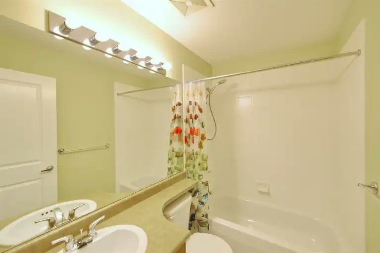 100 Klahanie Drive, Port Moody, BC, V3H 5K7 - 12
