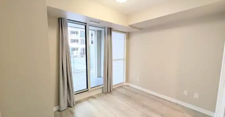 38 Grand Magazine Street, Toronto, ON, M5V 0B2 - 15