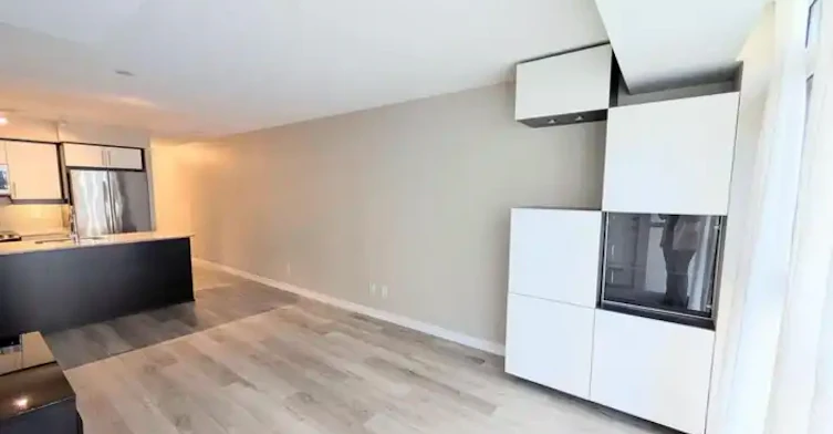 38 Grand Magazine Street, Toronto, ON, M5V 0B2 - 11