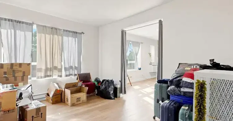131 Wineva Avenue, Toronto, ON, M4E 2T3 - 10